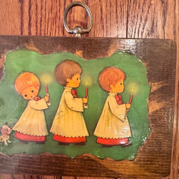 VTG Christmas Wall Hanging Plaque Decoupage Choir Alter Boy Handmade Artisan - Picture 4 of 13